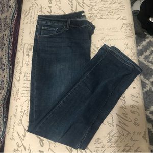 Levi’s 524 Jeans